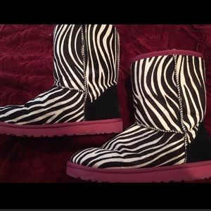 Zebra UGGS